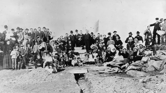 1897 2.jpg