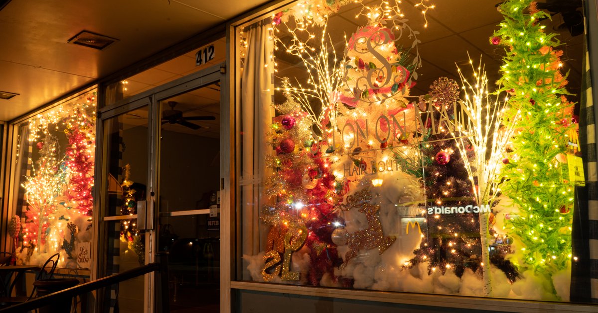 Merchant Window Decorating Contest | None | Downtown Valdese