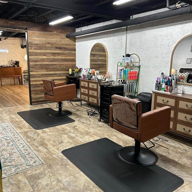 eefb505a-e158-49a3-9242-f8e6881a8895